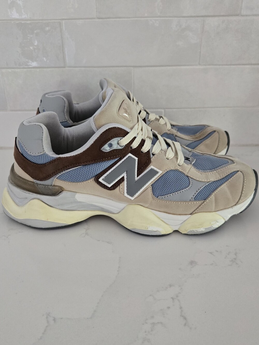 New Balance 9060 Sneakers Size M9/W 10.5 Sea Salt Blue Mushroom Aluminum Cyclone